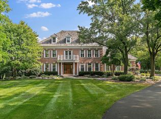 36W200 Silver Glen Ct, St Charles, IL 60175