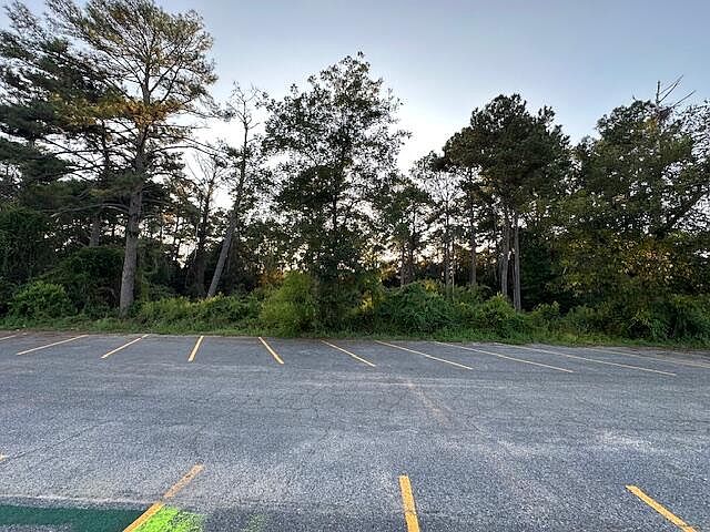 2nd image of 8102 5th St