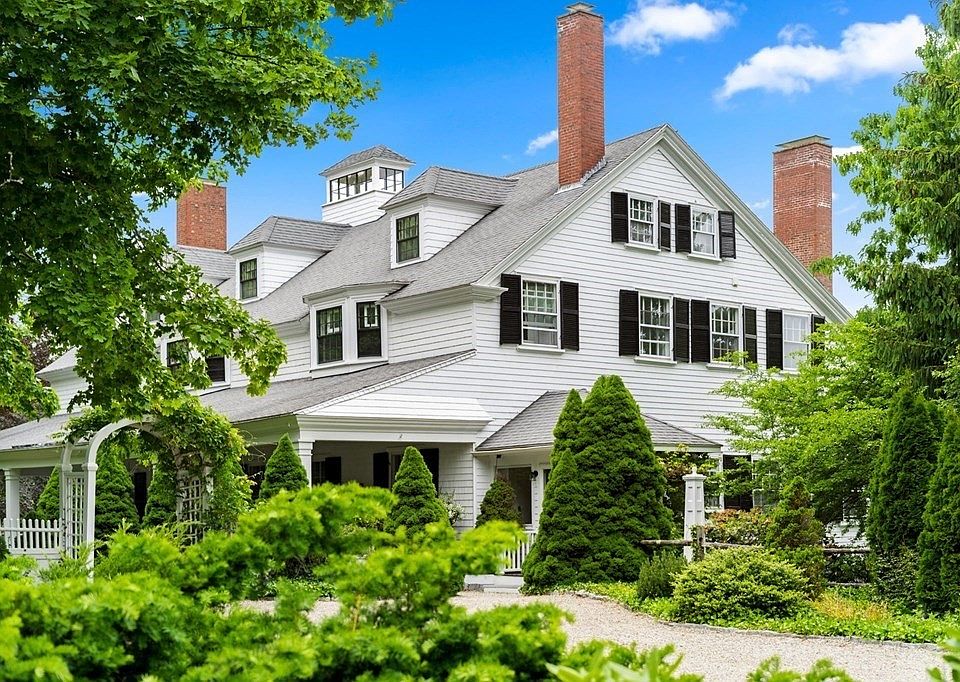 135 Bridge St, Manchester, MA 01944 Zillow