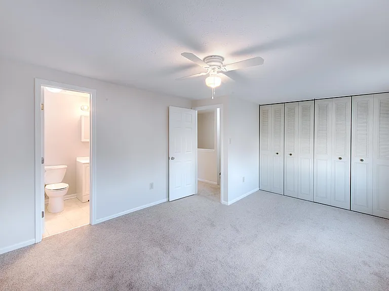 1018 Pirates Ct — Photo 12