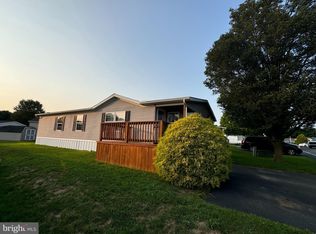 103 Bent Pine Ct S, Lancaster, PA 17603