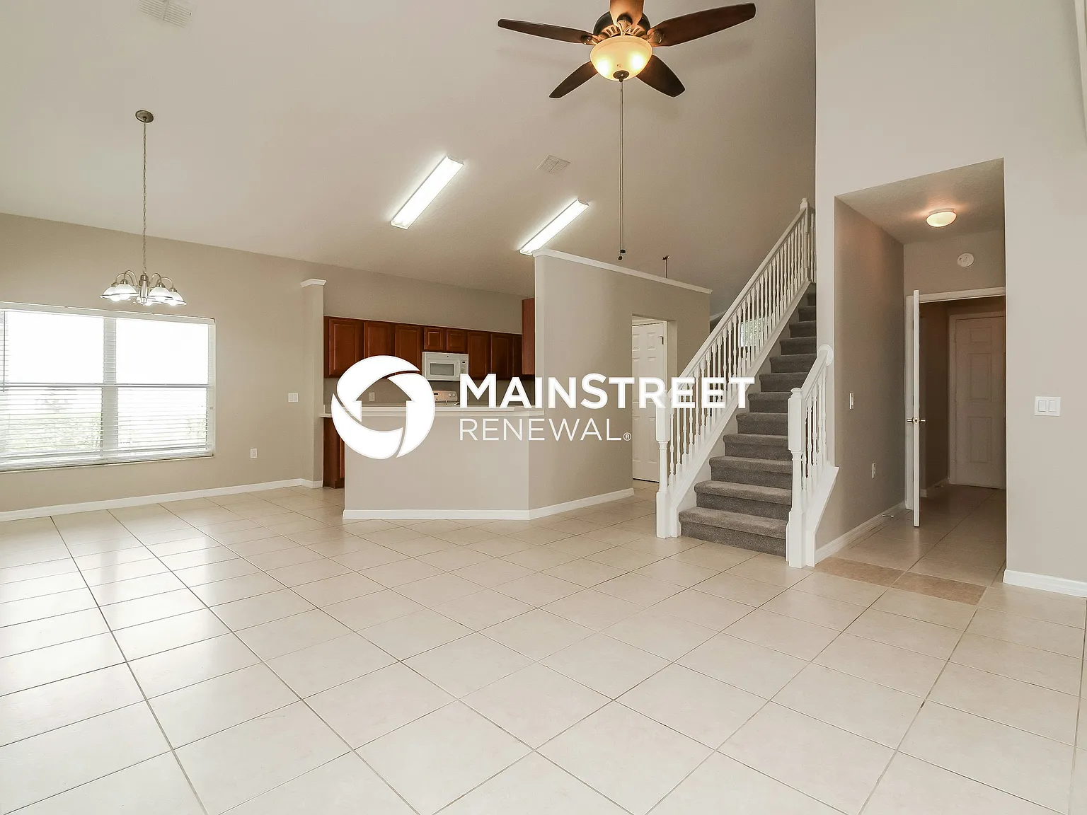 1011 Clearpointe Way — Photo 3