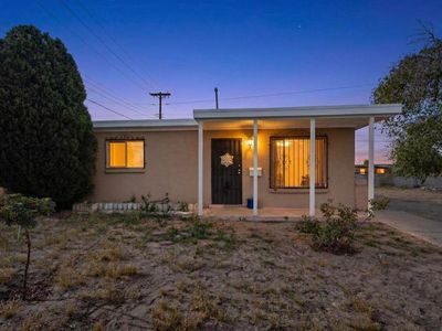 1520 Gerald Ave SE, Albuquerque, NM, 87106