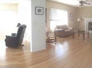 12802 Hazelwood Dr, Clive, IA 50325