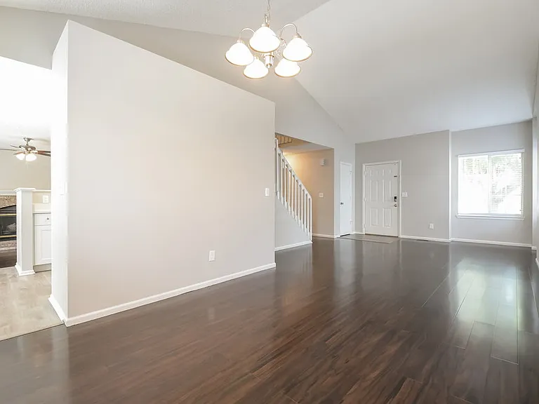 11584 Eaton Ct — Photo 7