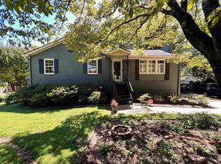 5039 Kaplan Dr, Raleigh, NC 27606