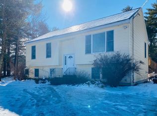 73 Depot Rd, Epping, NH 03042