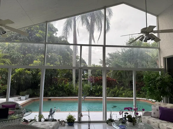 2073 NW 56th Street NW, Boca Raton, FL 33496