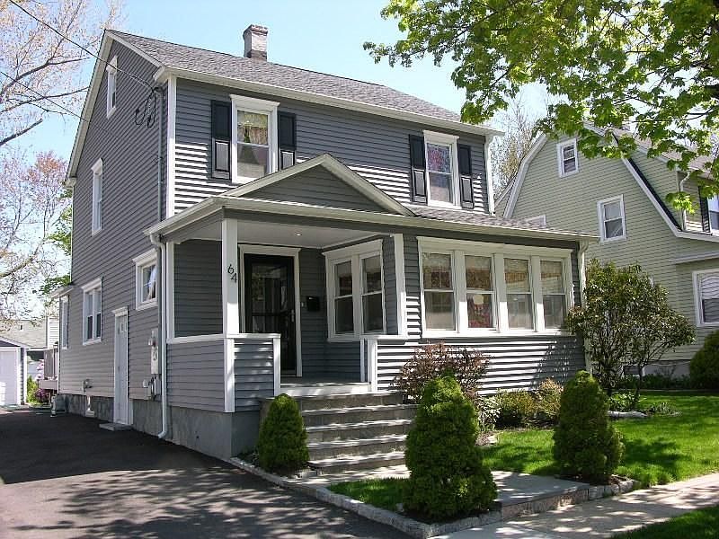 Immaculate Colonial