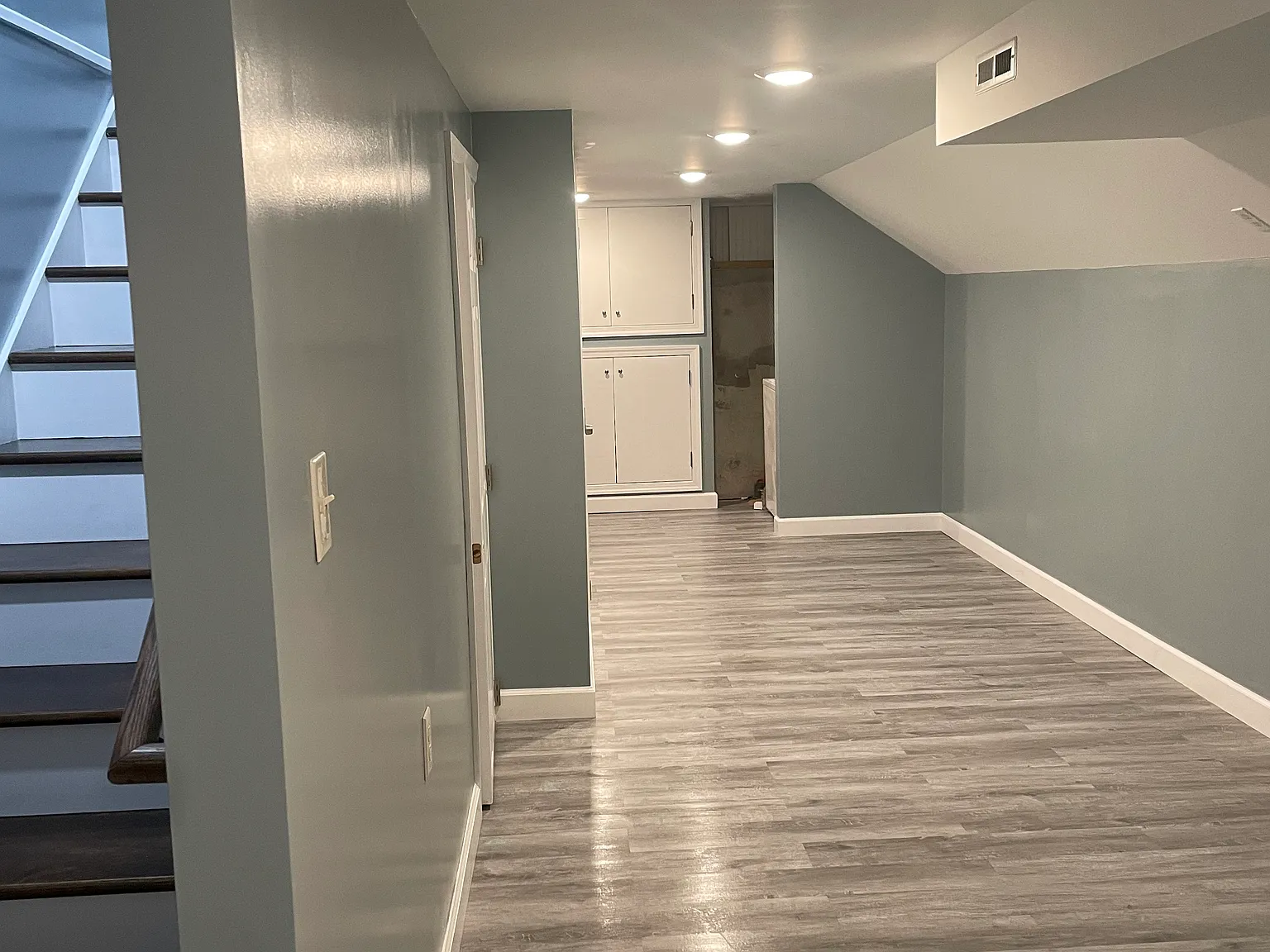 2 bed, 2.5 bath, 858 sqft, $1,800 — Photo 4