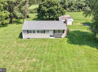 14650 Milltown Rd, Waterford, VA 20197