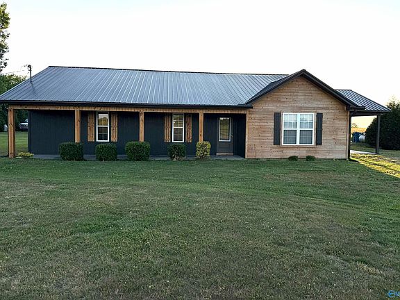 3rd image of 2540 Oak Grove Rd