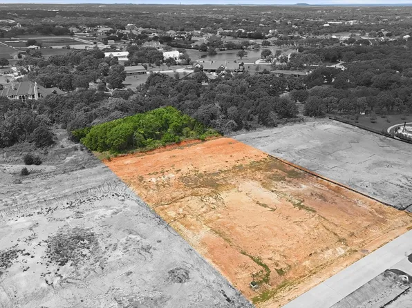 2710 Kentucky Derby Dr, Bartonville, TX 76226