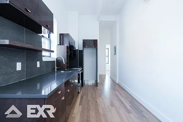 Rented by EXR | media 21