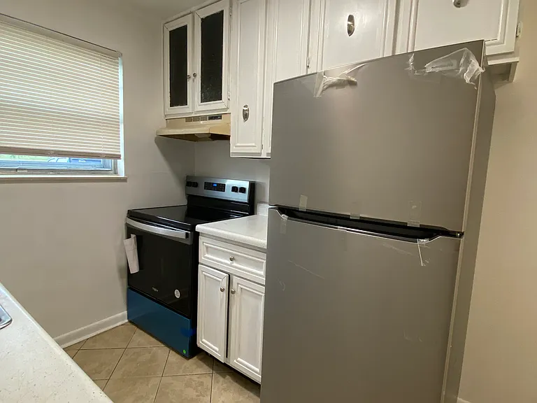 113 Royce Cir #113 — Photo 4
