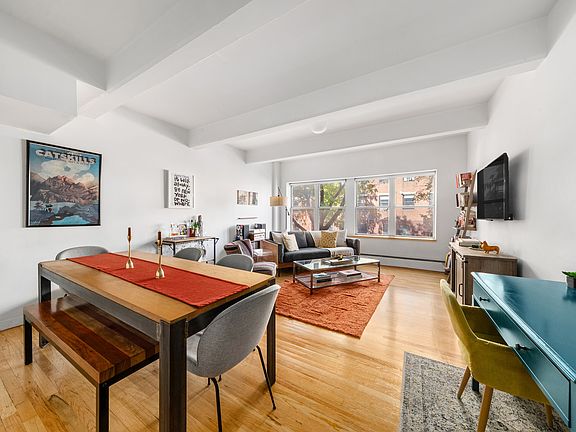3rd image of 110 Clifton Pl APT 2A