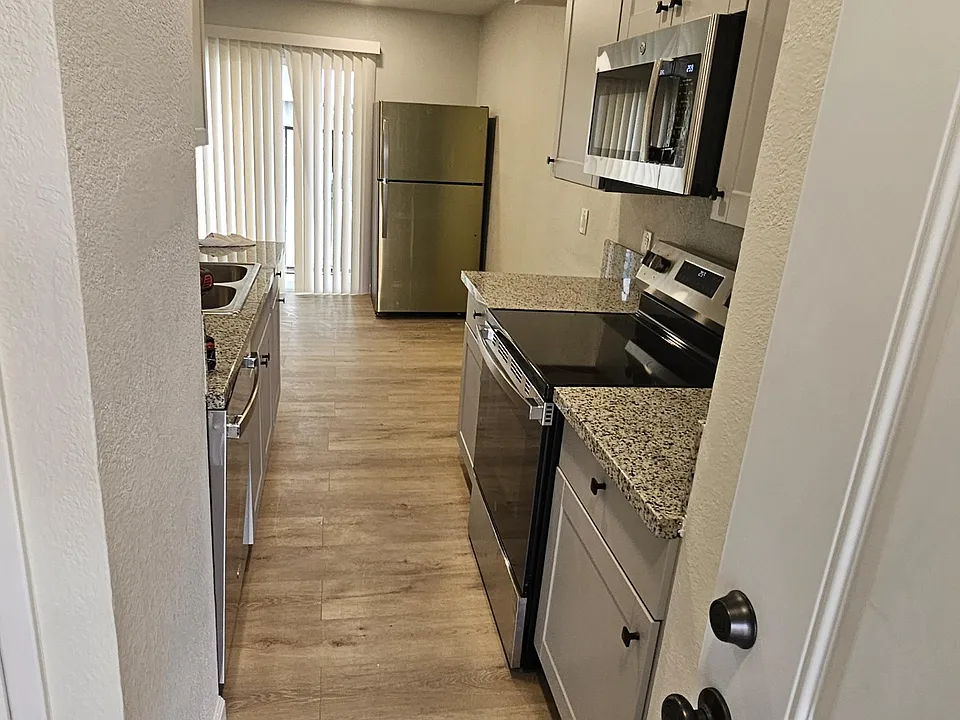 380 Grant Way #3