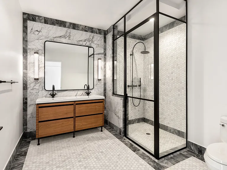 21 India St #35A — Photo 10
