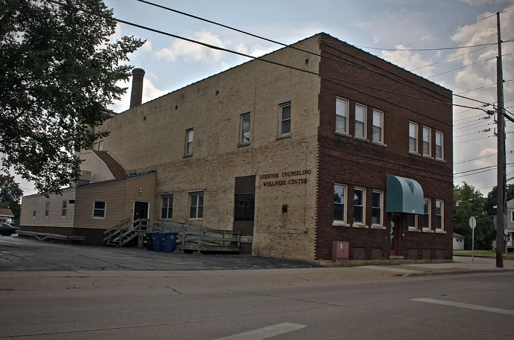Carver Place — Photo 2
