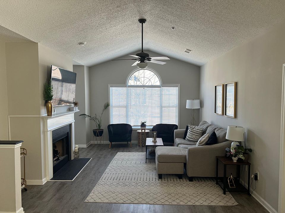 1st image of 1304 Vinings Forest Ln SE #1304