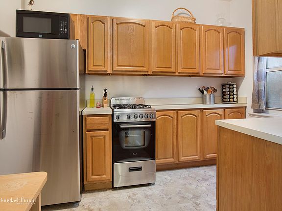 2nd image of 318 E 83rd St #5F