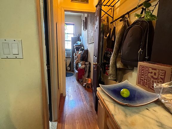 5th image of 110 Mulberry St #16