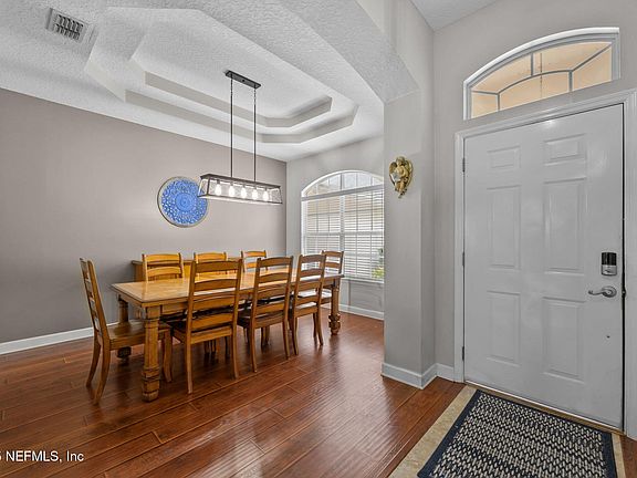 5th image of 269 N LAKE CUNNINGHAM Avenue