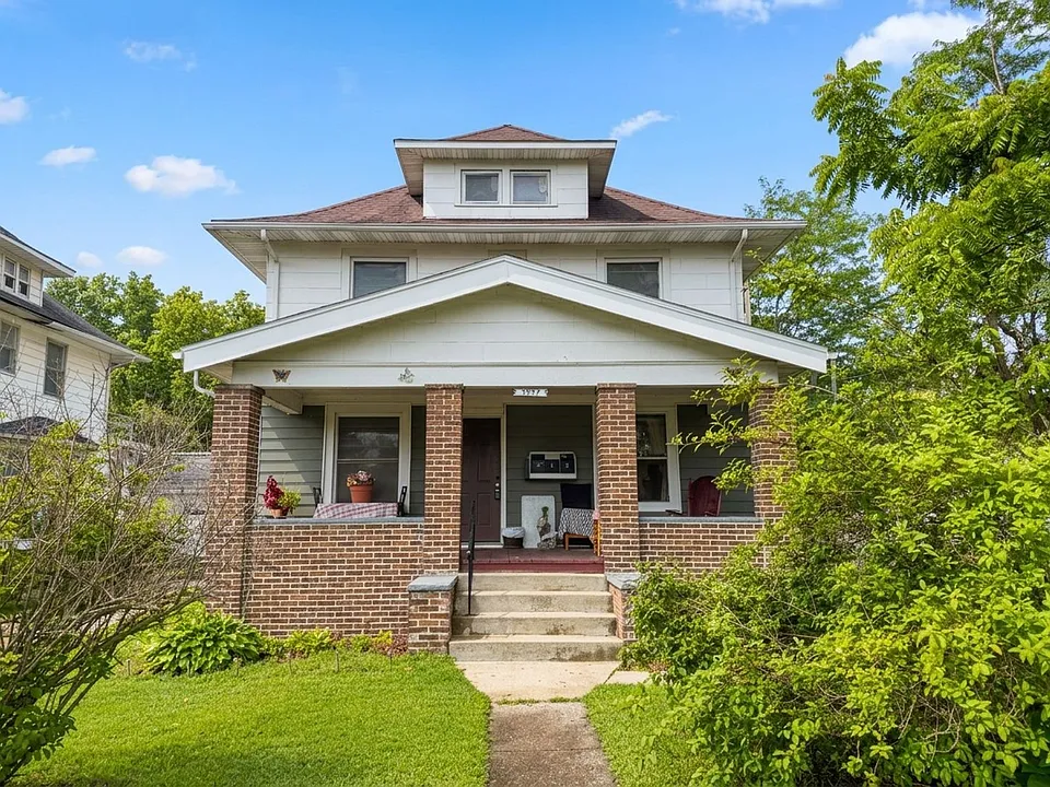 3937 Lockwood Ave.