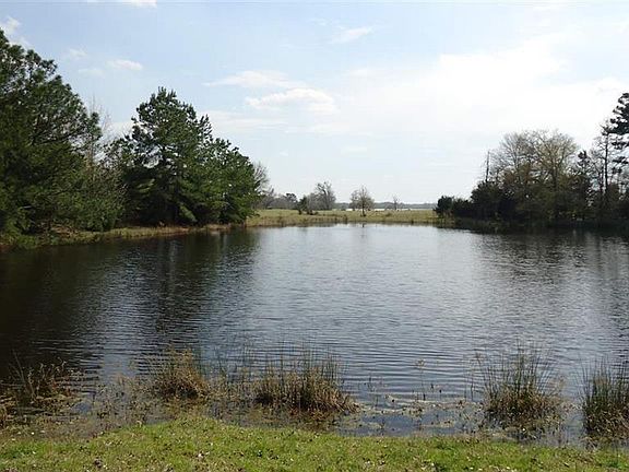 3rd image of 704 County Road 4649