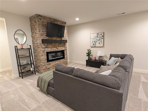 5th image of 22076 W 93rd Ter