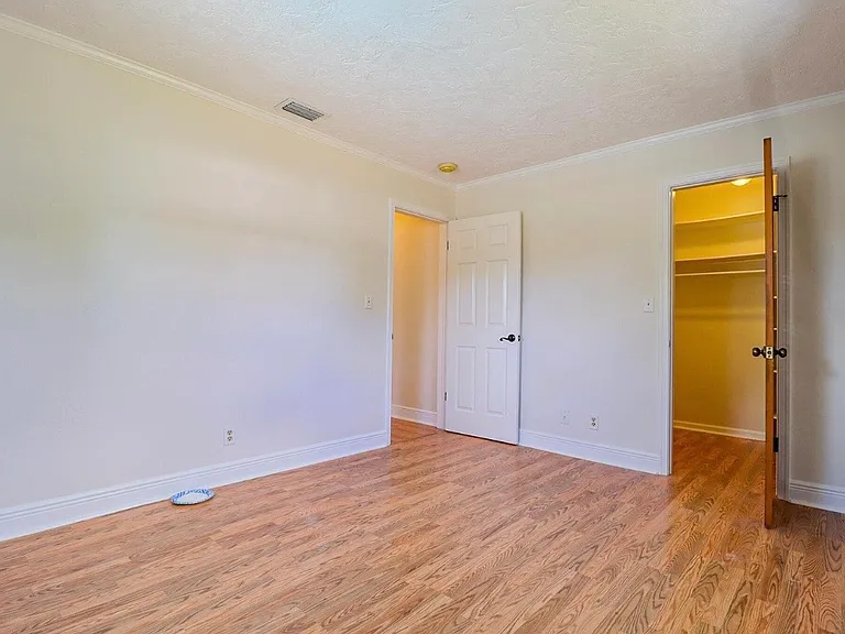 1329 NW 84th Dr — Photo 11