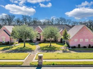 137 Falcon Point Dr, Heath, TX 75032