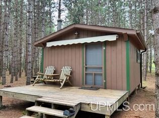 W10054 Barnes Lake Rd, Dunbar, WI 54119