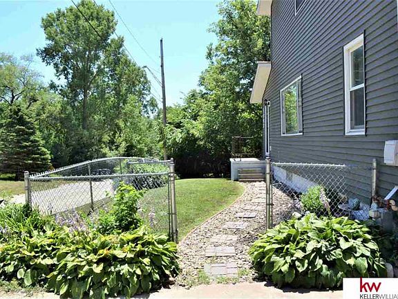 4th image of 1602 Avenue D