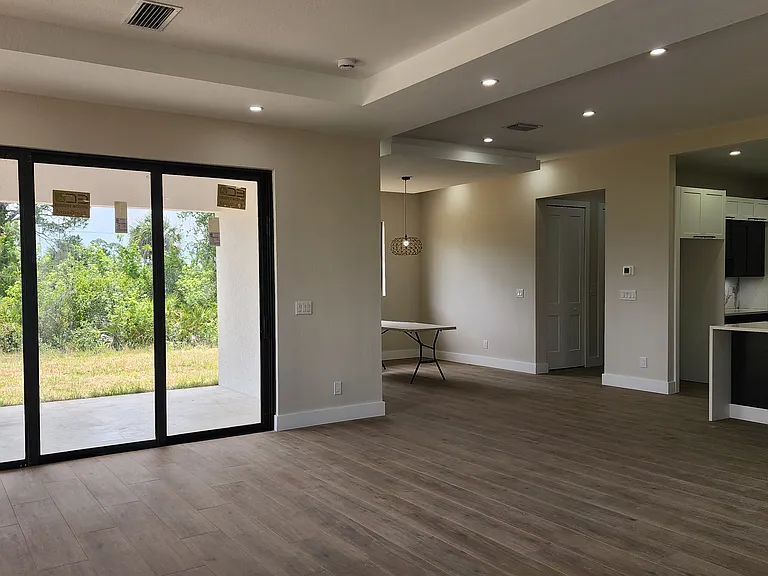 47 Brig Cir E — Photo 18
