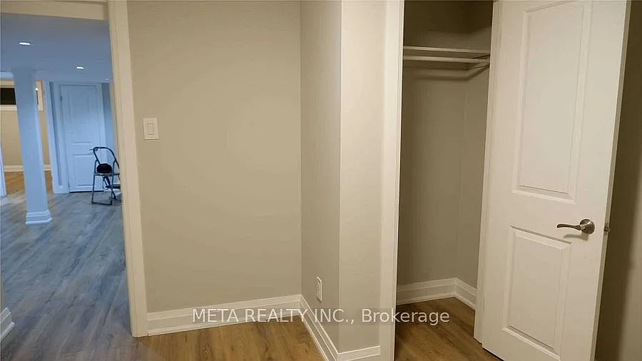Building Photo - 101 Greenock Ave #BASEMENT