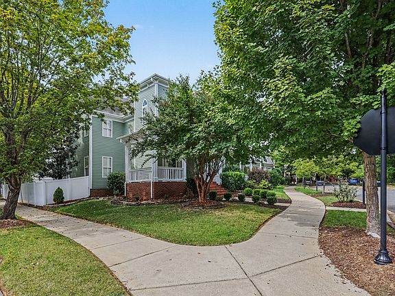 4th image of 17505 Calverton Rd