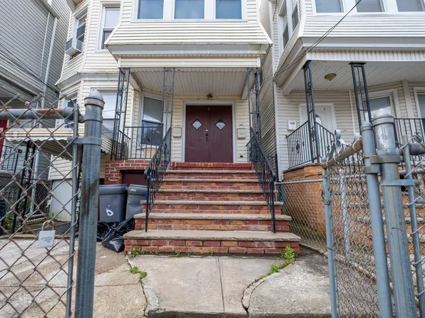 6 Apollo Street image 35 of 38