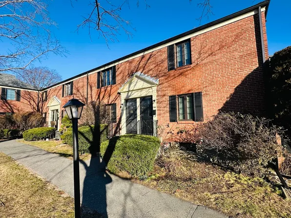 284 Lexington St Unit 284, Watertown, MA 02472