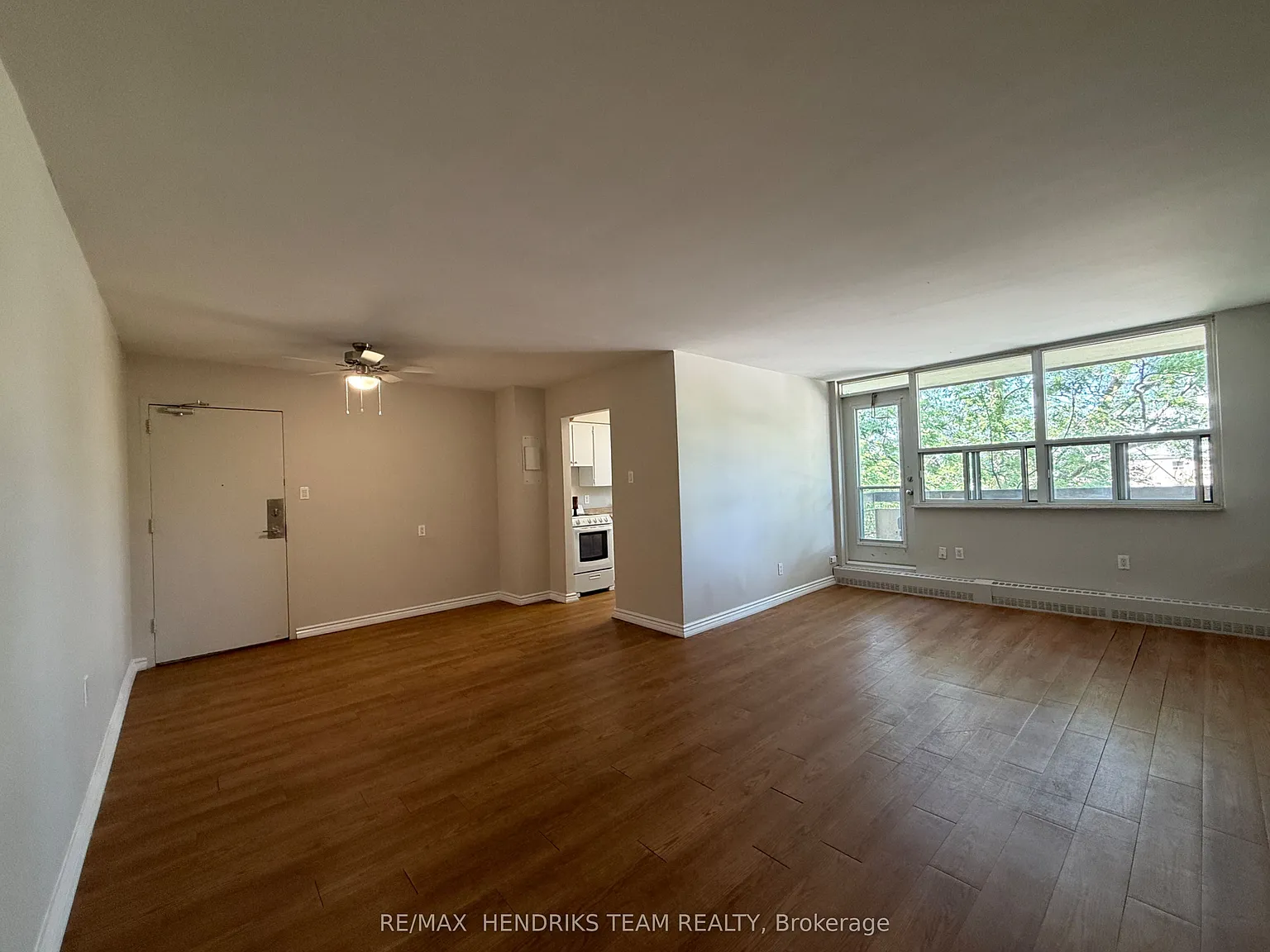 2 bed, $1,795 — Photo 3