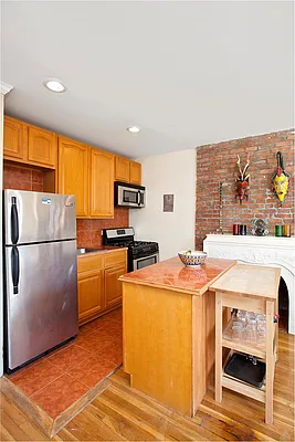 Rented by MNS | media 8