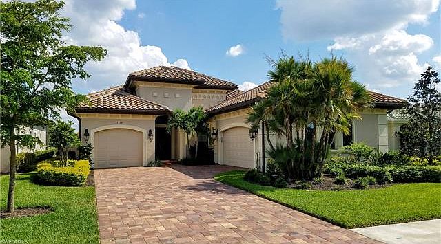 1st image of 12324 Wisteria Dr