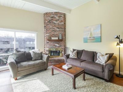 104 Ledgebrook Dr, Norwalk, CT, 06854