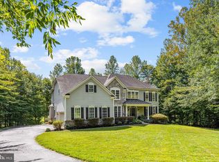 5 Ponds Edge Ct, Stafford, VA 22554