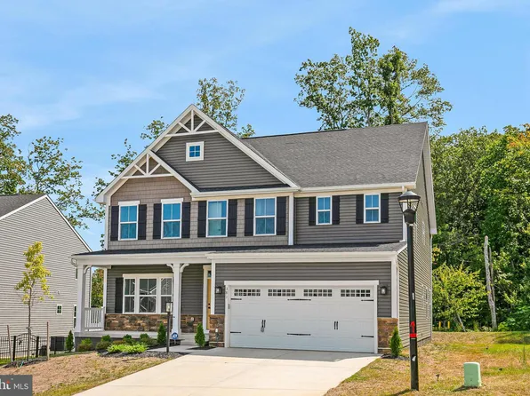 381 Greenstead Dr, Stafford, VA 22554