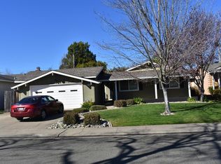 8245 Cedar Crest Way, Sacramento, CA 95826