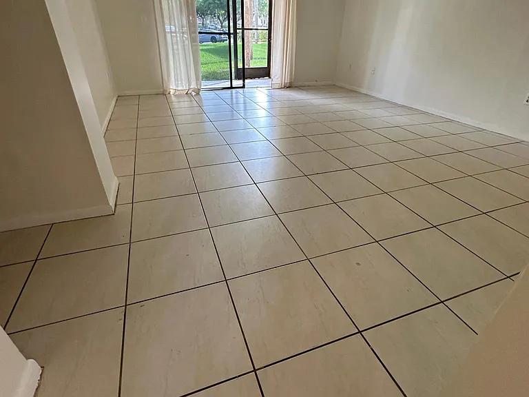 8700 SW 133rd Avenue Rd #120 — Photo 10