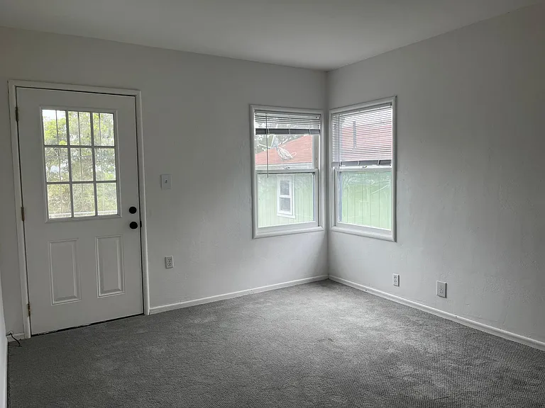 4525 San Carlos Ave — Photo 11