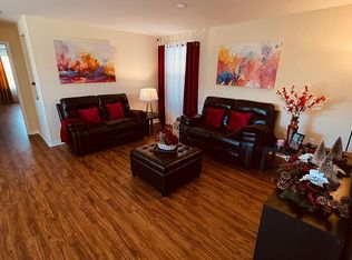 2702 Garden Falls Dr, Brandon, FL 33511