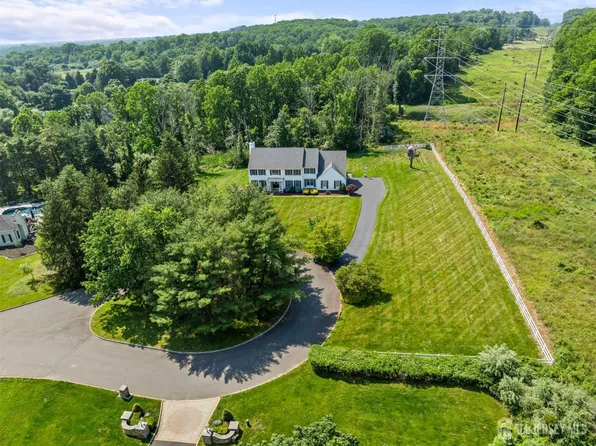 20 Birch Ln, Colts Neck, NJ 07722